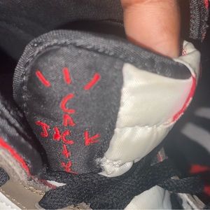 Travis Scoot Mocha 1s